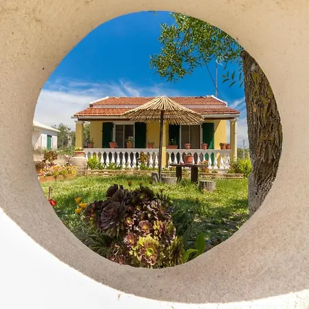 Tatil Evi Teta's *